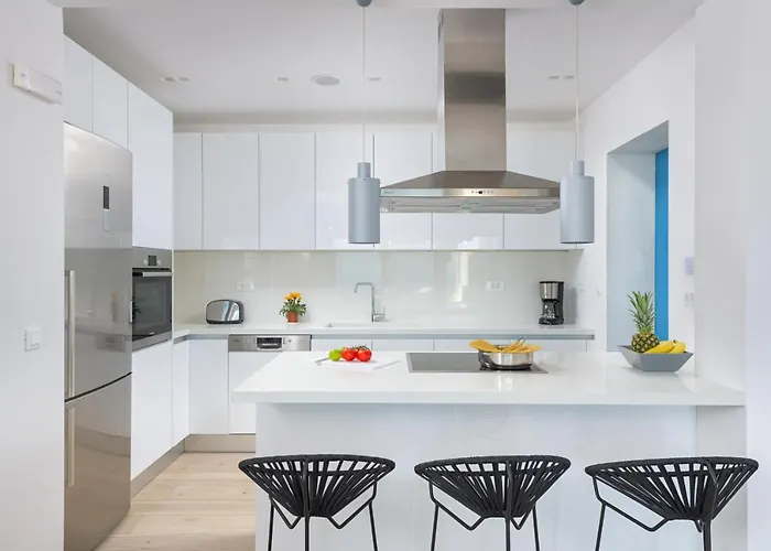 Akrotiri * Vlicha (Rhodes)